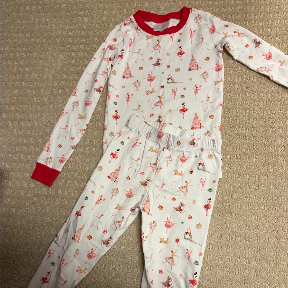 Lake kids Christmas pajamas.  Barely worn, excellent condition.